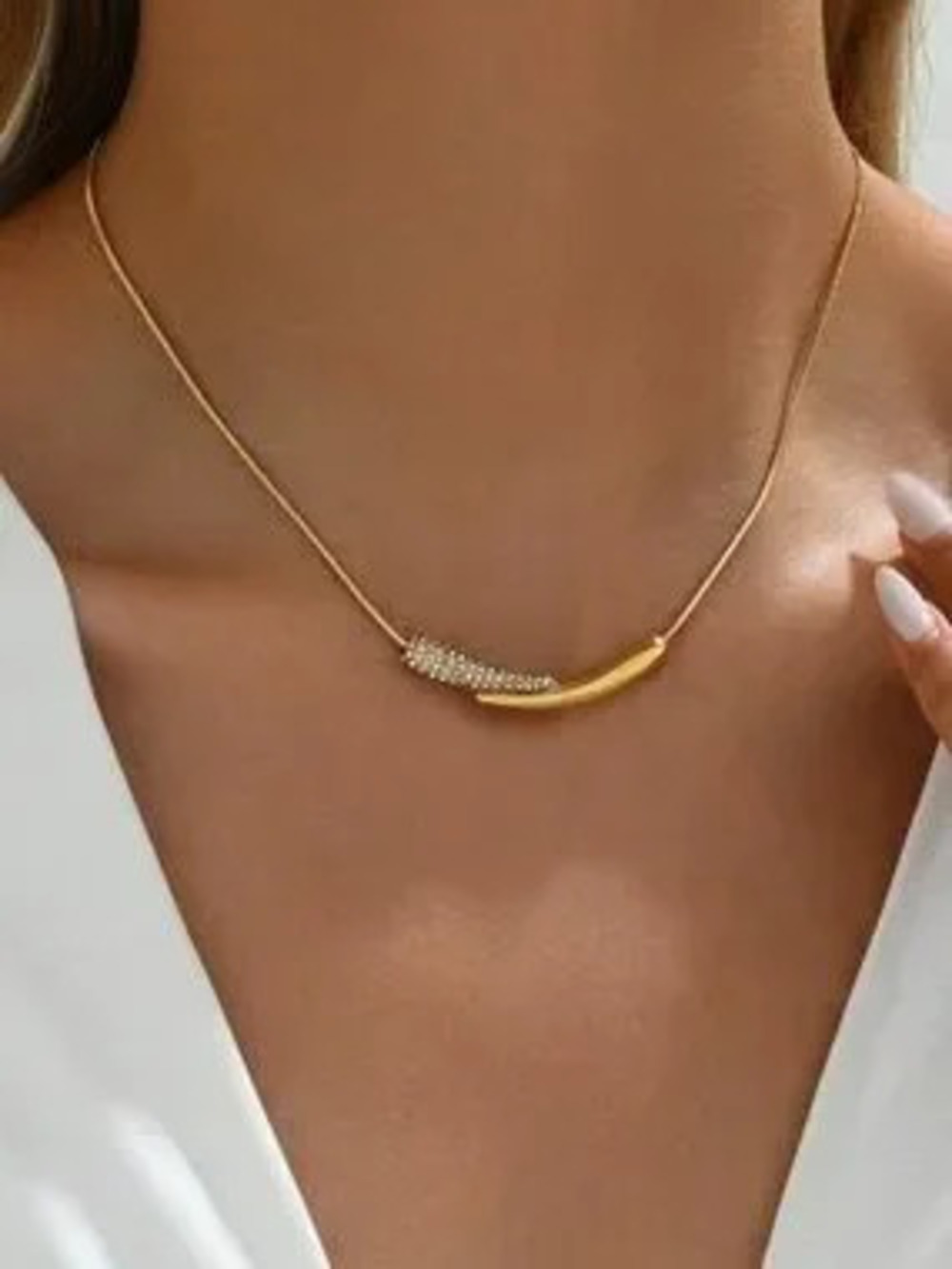 Sculptural Gold Bar Crystal Pendant Necklace